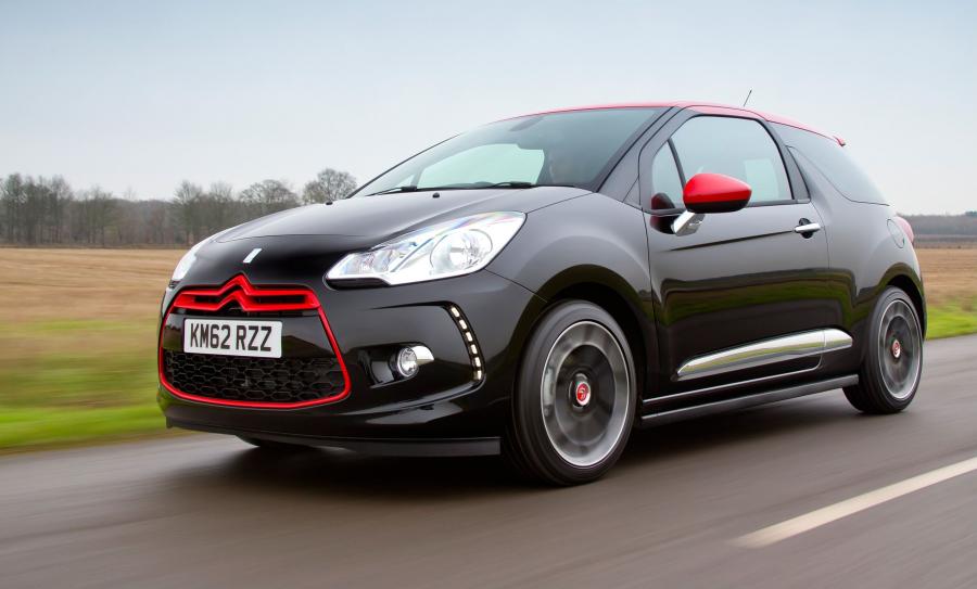  Citroen DS3 Red Special Editions 2013 года  (фото 12 из 15)